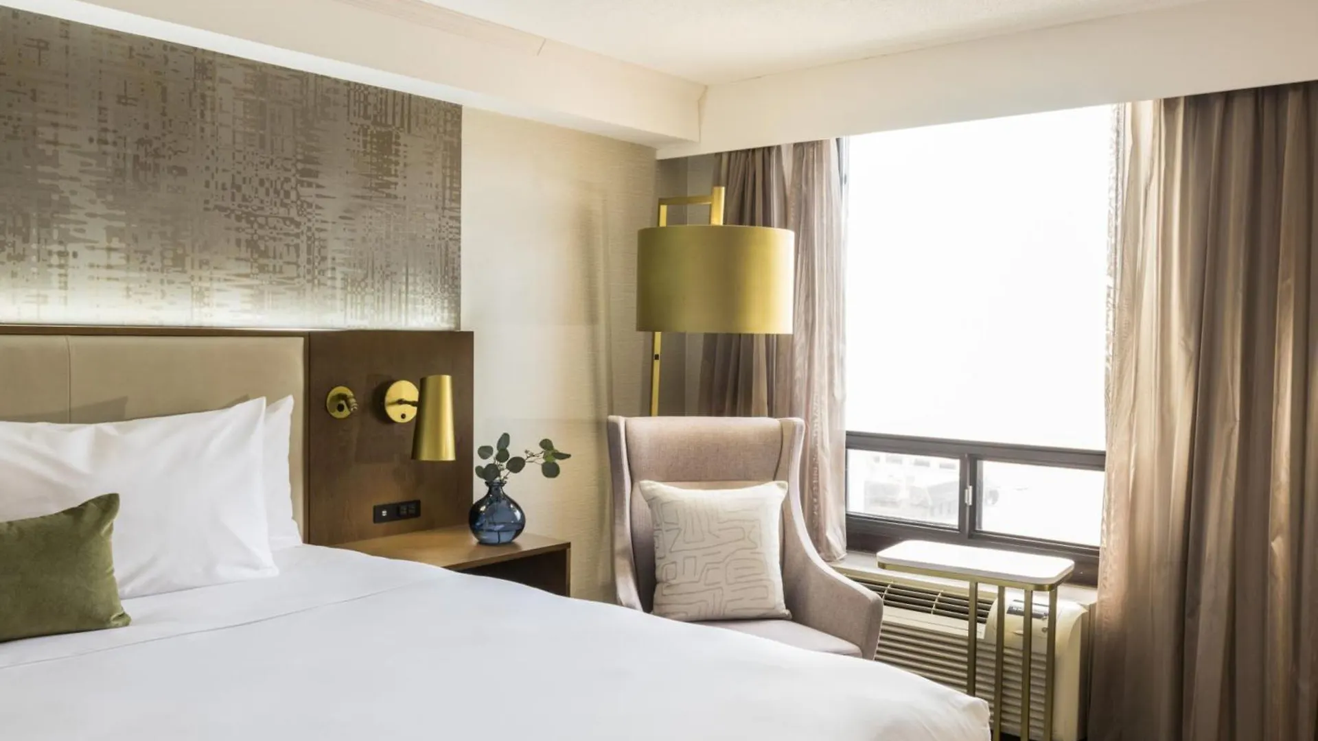 Hotel Crowne Plaza Toronto Airport By Ihg